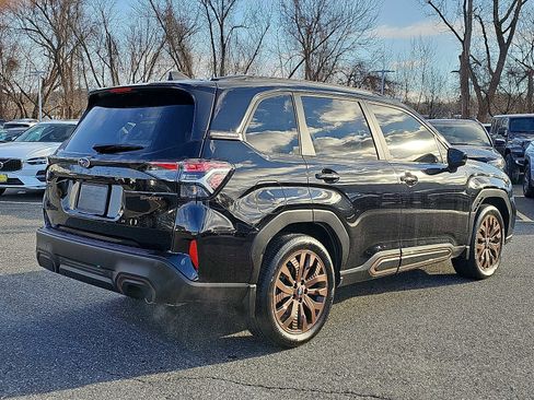 Used 2025 Subaru Forester Sport image 6