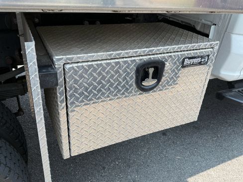 New 2026 Ford F550 4x4 SuperCab Super Duty w/ XL Chrome Package image 6