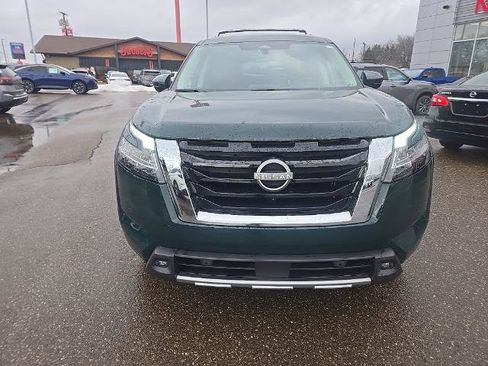 Certified 2023 Nissan Pathfinder Platinum image 2