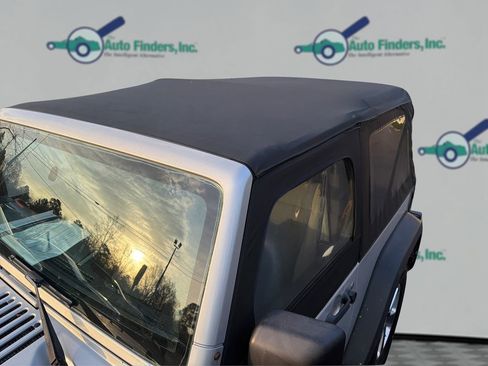 Used 2007 Jeep Wrangler X image 11