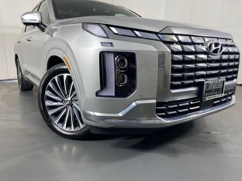 Used 2025 Hyundai Palisade Calligraphy AWD/4WD image 4