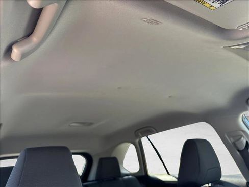 Certified 2025 Toyota RAV4 XLE FWD image 23