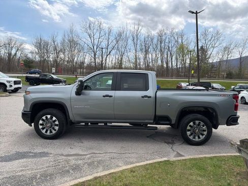 New 2026 Chevrolet Silverado 2500 Custom w/ Custom Value Package AWD/4WD image 6