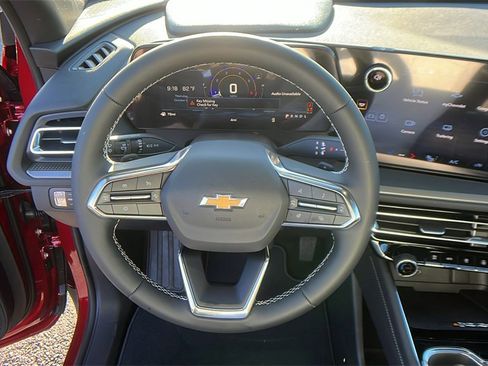 New 2026 Chevrolet Traverse LT image 21