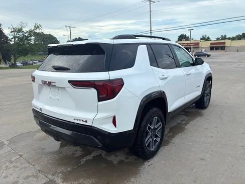 Used 2026 GMC Terrain AT4 AWD/4WD image 9