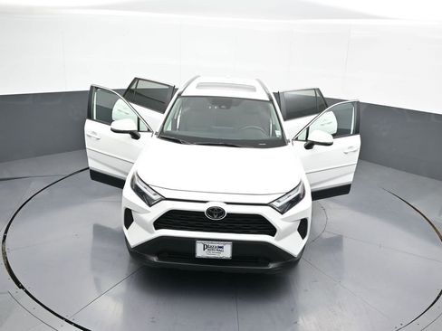 Certified 2022 Toyota RAV4 XLE image 45