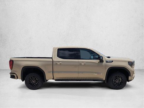 Used 2022 GMC Sierra 1500 AT4X AWD/4WD image 4