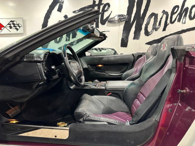 Used 1995 Chevrolet Corvette Convertible RWD image 7