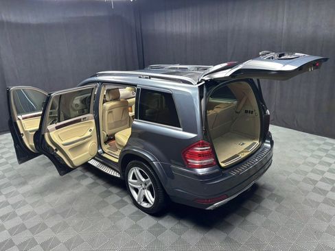 Used 2010 Mercedes-Benz GL 550 4MATIC image 19