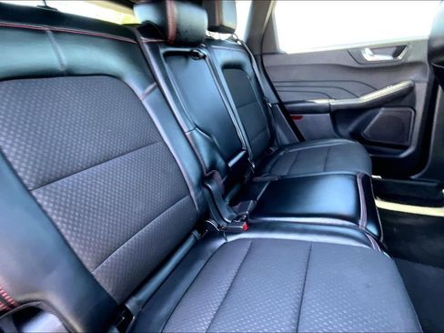 Used 2024 Ford Escape ST-Line AWD/4WD image 25