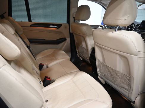 Used 2017 Mercedes-Benz GLS 450 4MATIC w/ Premium Package image 19