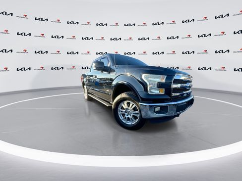 Used 2016 Ford F150 Lariat w/ Equipment Group 501A Mid image 2