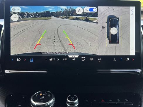 New 2025 Ford Expedition Platinum w/ Stealth Performance Package image 4