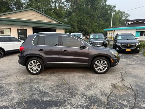 Used 2016 Volkswagen Tiguan SE AWD/4WD image 6