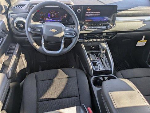 New 2026 Chevrolet Colorado LT image 18