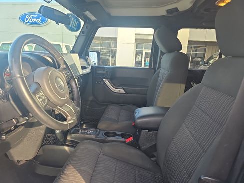 Used 2012 Jeep Wrangler Unlimited Sahara w/ Dual Top Group image 14