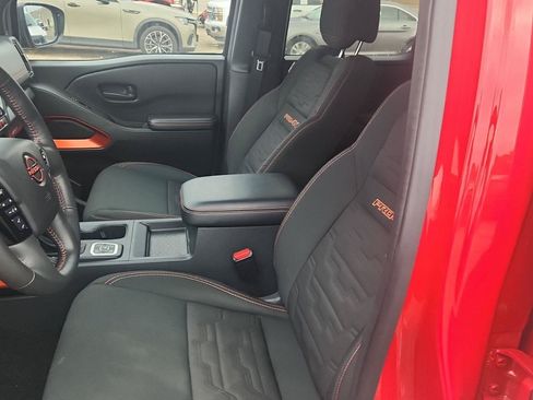 Used 2026 Nissan Frontier PRO-4X AWD/4WD image 10