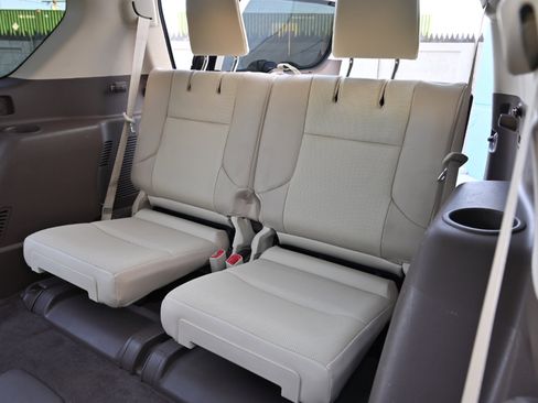 Used 2017 Lexus GX 460 Premium w/ Premium Package AWD/4WD image 14