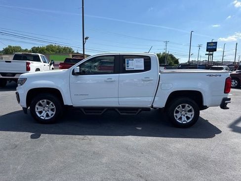 Used 2022 Chevrolet Colorado LT w/ LT Convenience Package AWD/4WD image 6