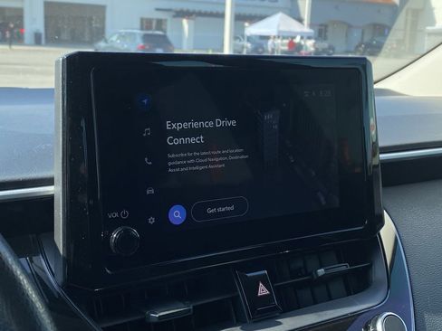 Certified 2025 Toyota Corolla LE image 8