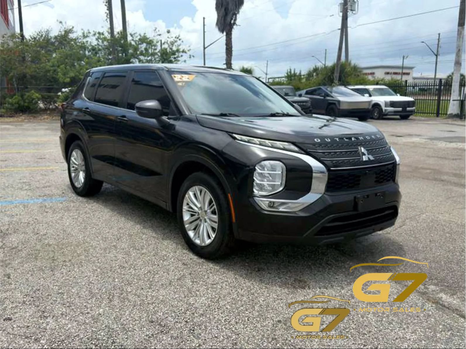 Used 2022 Mitsubishi Outlander ES FWD image 6