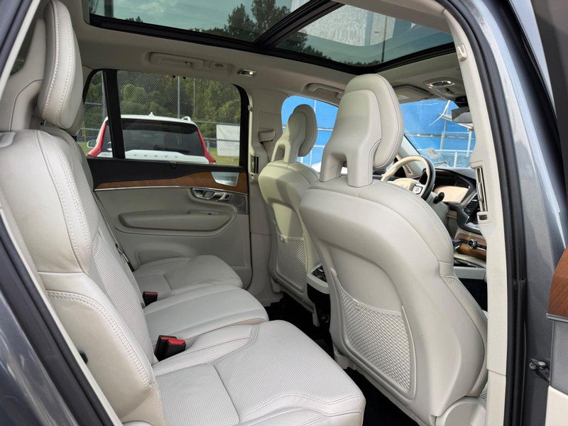 Used 2018 Volvo XC90 T6 Inscription w/ Convenience Package AWD/4WD image 12