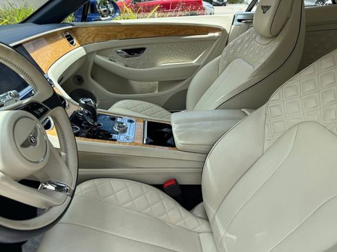 Used 2020 Bentley Continental GT AWD/4WD image 21