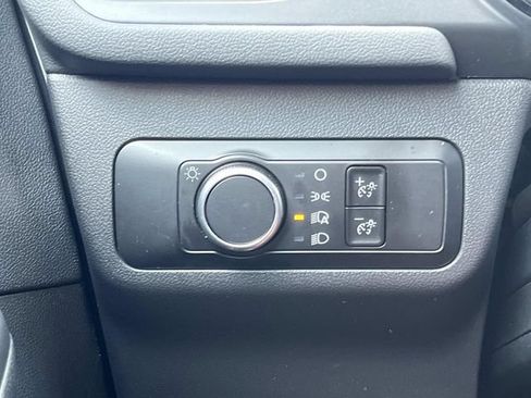 Used 2025 Ford Escape ST-Line FWD image 34