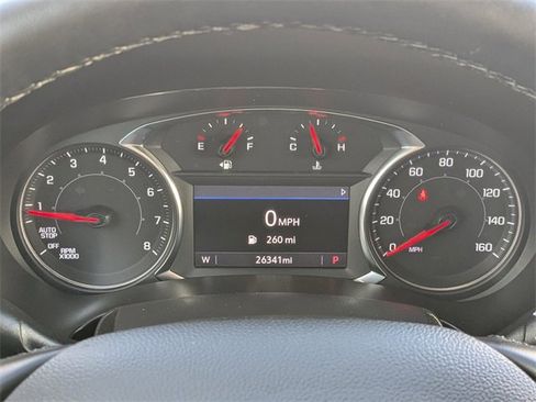 Used 2023 GMC Terrain SLT image 32