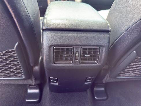 Used 2018 Toyota 4Runner Limited AWD/4WD image 31