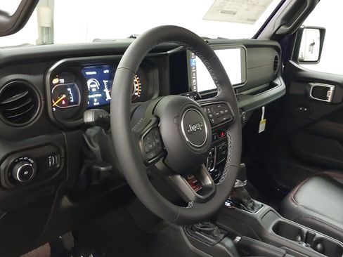 New 2026 Jeep Wrangler Unlimited Rubicon image 17