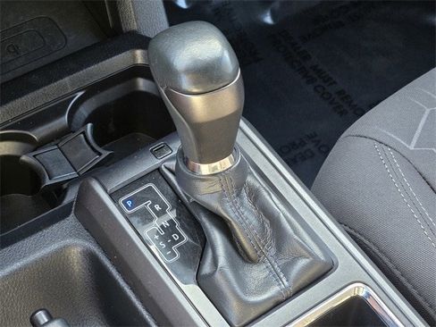 Used 2019 Toyota Tacoma TRD Off-Road image 17