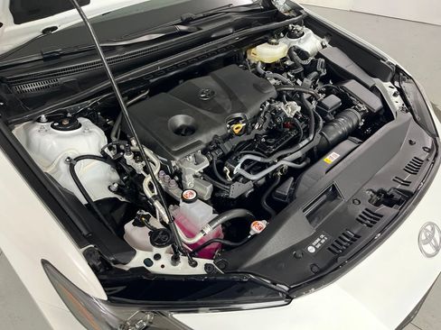 Used 2025 Toyota Camry LE w/ Convenience Package FWD image 10