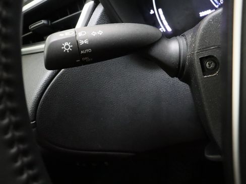Certified 2026 Toyota Corolla Cross LE FWD image 24