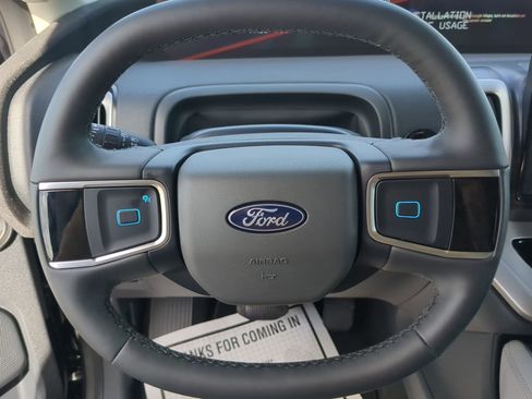 New 2026 Ford Expedition Active image 65