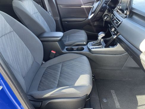 Used 2023 Kia Seltos LX image 10