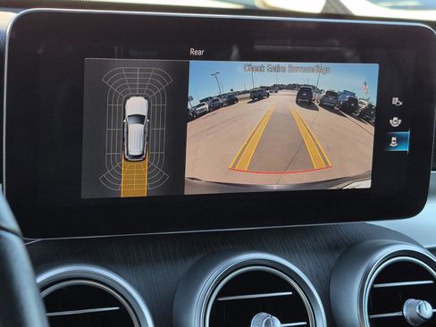 Used 2022 Mercedes-Benz GLC 300 image 18