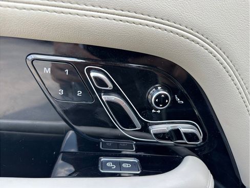 Used 2019 Land Rover Range Rover Supercharged AWD/4WD image 19