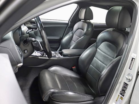 Used 2018 Kia Stinger GT2 image 26