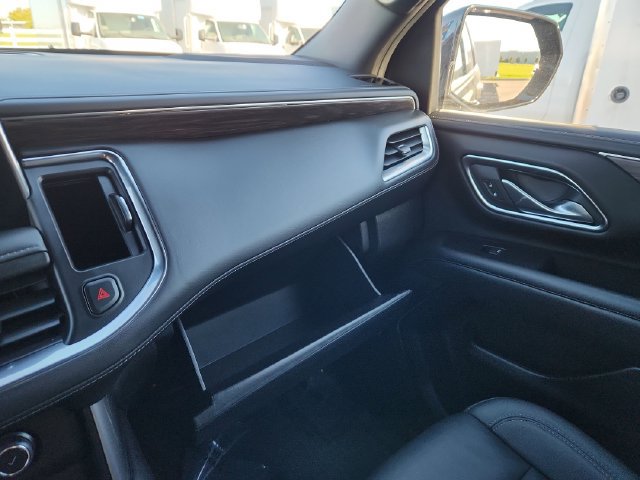 Used 2024 Chevrolet Tahoe Z71 w/ Luxury Package AWD/4WD image 49