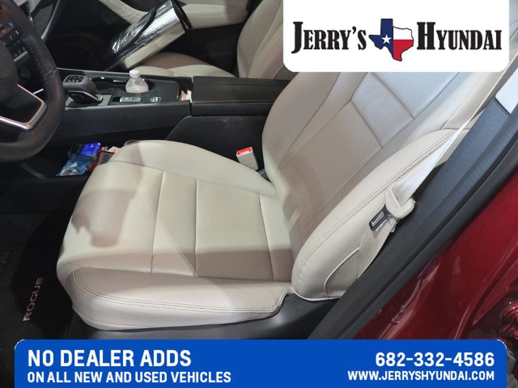 Used 2024 Nissan Rogue SL FWD image 7
