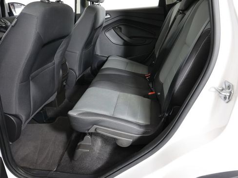 Used 2016 Ford Escape SE FWD image 17