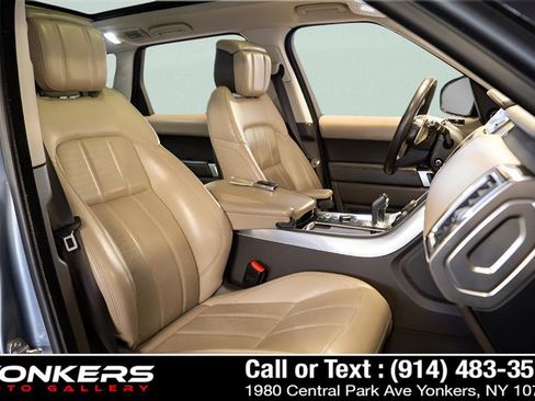 Used 2018 Land Rover Range Rover Sport HSE Dynamic image 20