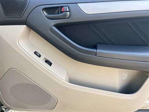 Used 2008 Toyota 4Runner SR5 image 25