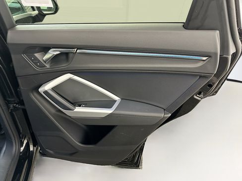 Used 2022 Audi Q3 2.0T Premium Plus w/ Premium Plus Package image 32