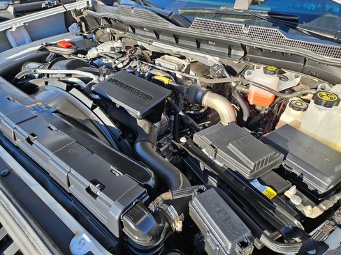 Used 2021 Chevrolet Silverado 3500 LTZ w/ LTZ Plus Package image 34