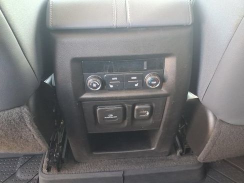Used 2018 Chevrolet Traverse Premier w/ LPO, Floor Liner Package AWD/4WD image 18
