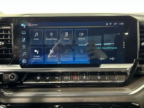 Used 2024 Chevrolet Silverado 3500 High Country w/ Technology Package image 20