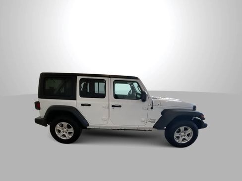 Used 2019 Jeep Wrangler Unlimited Sport S AWD/4WD image 9