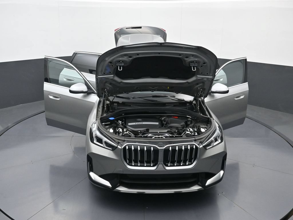 Used 2024 BMW X1 xDrive28i w/ Convenience Package AWD/4WD image 39